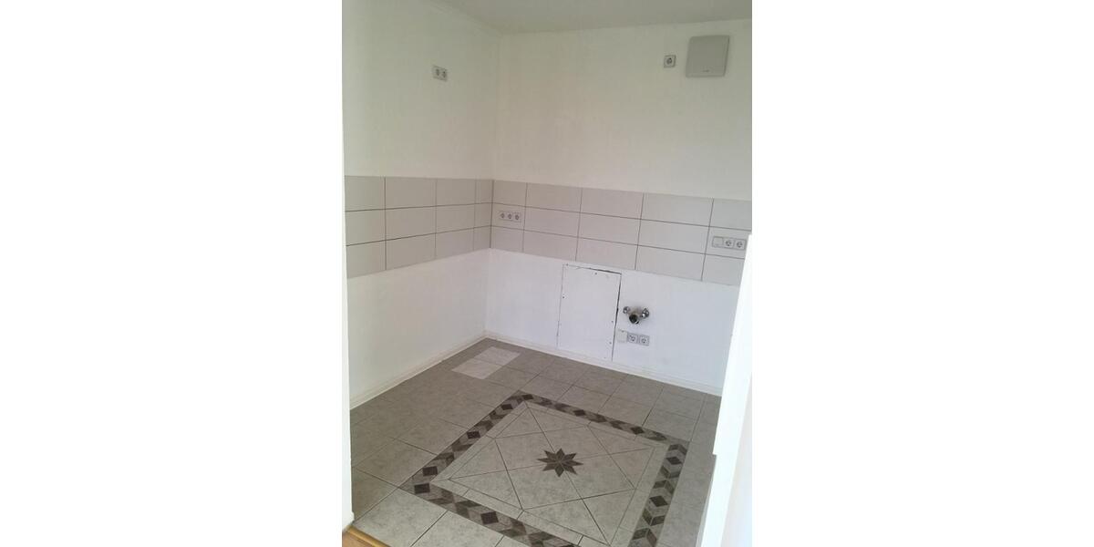 Etagenwohnung Sondershausen - 4 Zimmer, 73 m&sup2;, 433&euro; | Angebot:23991451