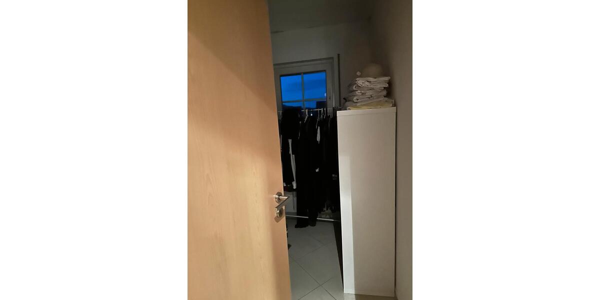 Etagenwohnung Steffenberg - 5 Zimmer, 110 m&sup2;, 1.500&euro; | Angebot:24493642