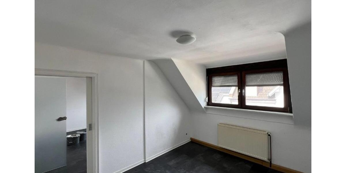 Dachgeschoßwohnung Spiesen-Elversberg Elversberg - 4 Zimmer, 100 m&sup2;, 790&euro; | Angebot:25539823