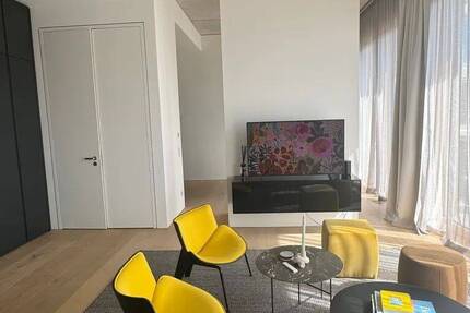 Wohnung Berlin Mitte - 2 Zimmer, 75 m&sup2;, 3.200&euro; | Angebot:25247544