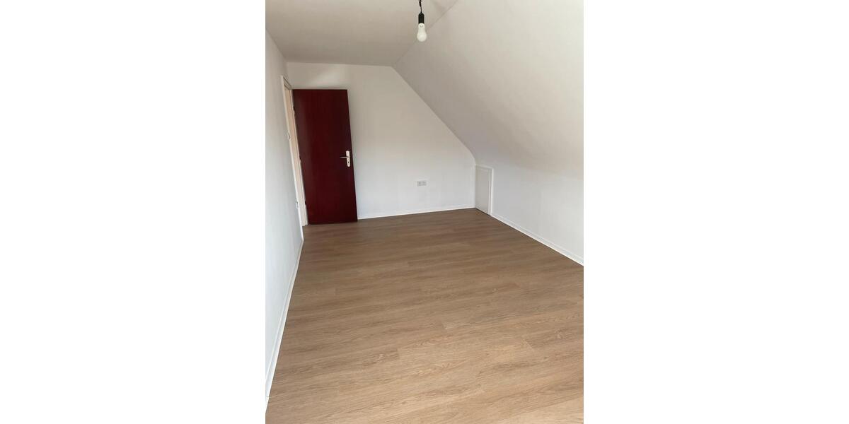 Dachgeschoßwohnung Meine - 2 Zimmer, 52 m&sup2;, 570&euro; | Angebot:24729996