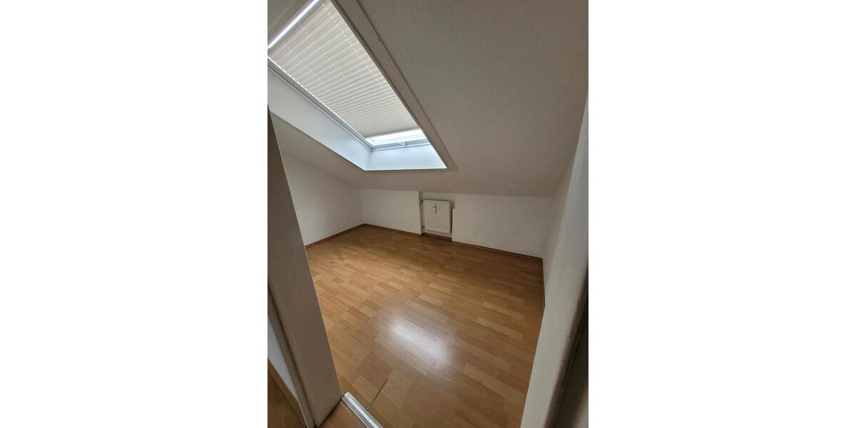 Dachgeschoßwohnung Neustadt bei Coburg - 1 Zimmer, 50 m&sup2;, 510&euro; | Angebot:25850753