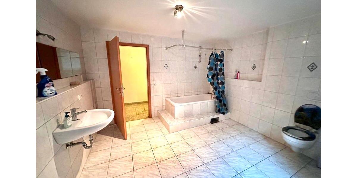 Erdgeschoßwohnung Langenau - 3 Zimmer, 80 m&sup2;, 800&euro; | Angebot:25789581