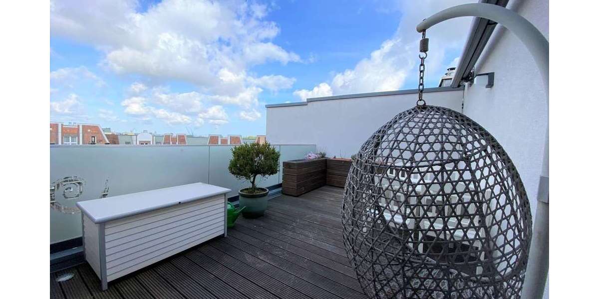 Etagenwohnung Rostock - 3 Zimmer, 174 m&sup2;, 2.349&euro; | Angebot:25990782