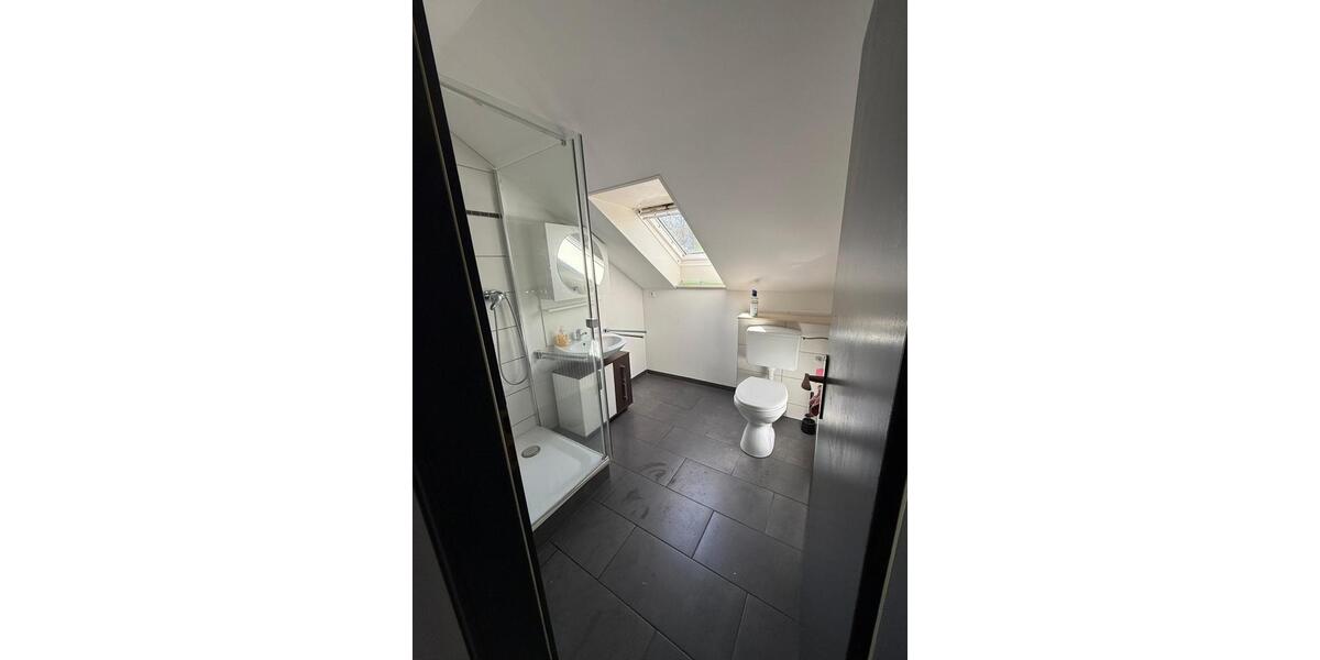 Dachgeschoßwohnung Vlotho - 3 Zimmer, 55 m&sup2;, 550&euro; | Angebot:26051040