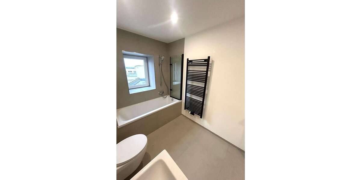 Etagenwohnung Meerane Seiferitz - 3 Zimmer, 84 m&sup2;, 660&euro; | Angebot:27033443