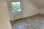 Dachgeschoßwohnung Burghaun - 3 Zimmer, 104 m&sup2;, 790&euro; | Angebot:25640887