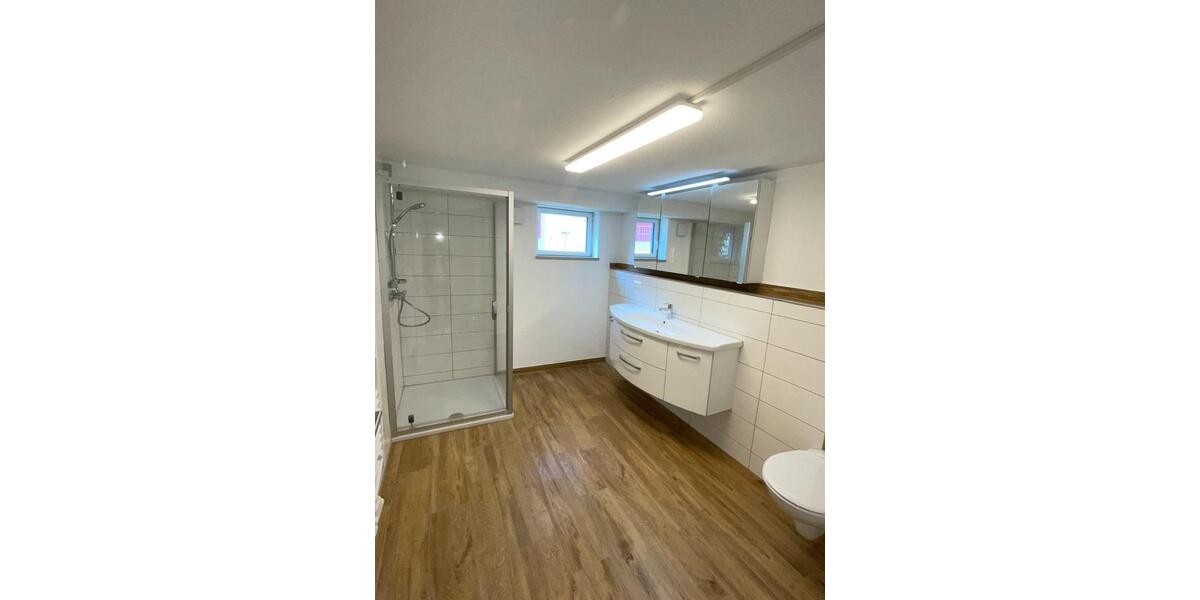 Etagenwohnung Wallerstein - 2 Zimmer, 68 m&sup2;, 680&euro; | Angebot:25759667