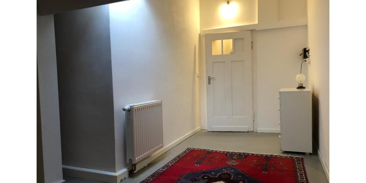 2-Zimmer Dachgeschoss Wohnung 2 zimmer