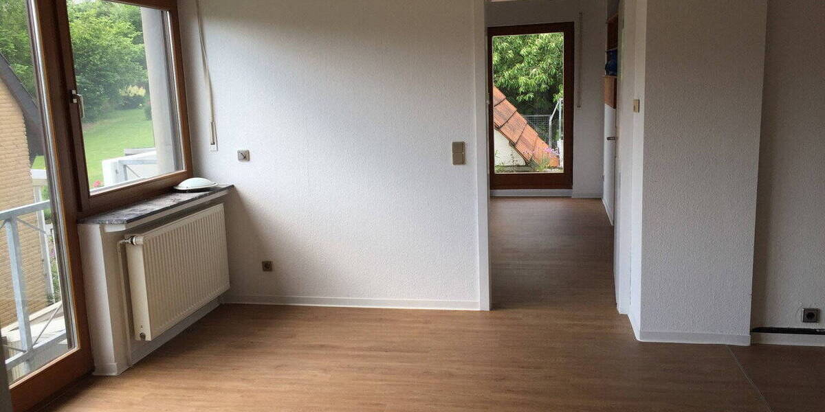 Etagenwohnung Bielefeld Jöllenbeck - 4 Zimmer, 100 m&sup2;, 900&euro; | Angebot:26128045