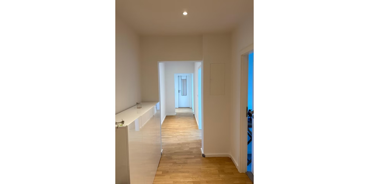 Wohnen auf Zeit Berlin Mitte - 1 Zimmer, 76 m&sup2;, 950&euro; | Angebot:25170423