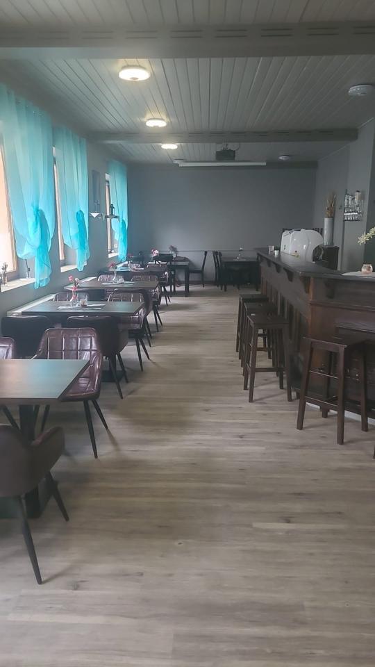 BAR - BISTRO - KNEIPE - CAFE