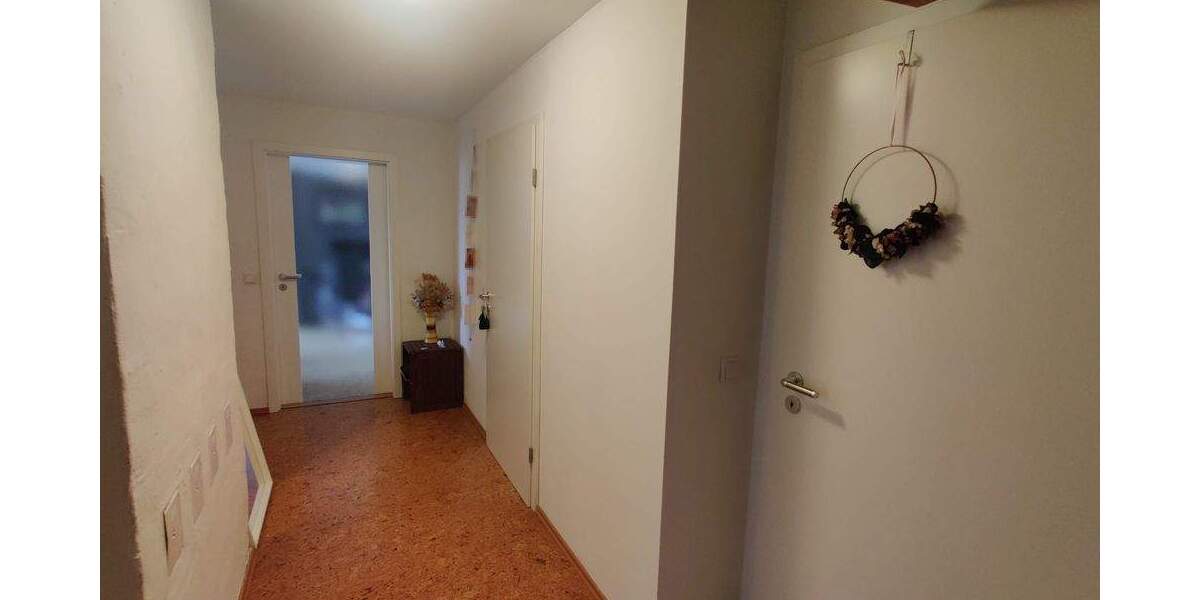 Etagenwohnung Bielefeld Innenstadt - 3 Zimmer, 91 m&sup2;, 820&euro; | Angebot:25929323