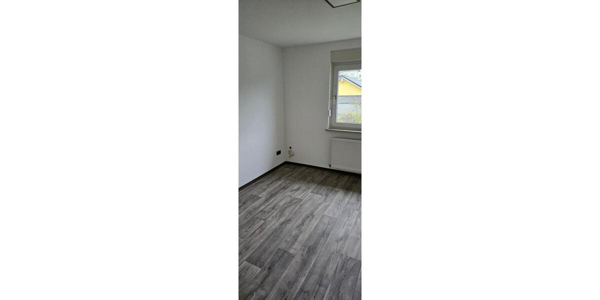 Dachgeschoßwohnung Walldürn - 2 Zimmer, 47 m&sup2;, 550&euro; | Angebot:25872119