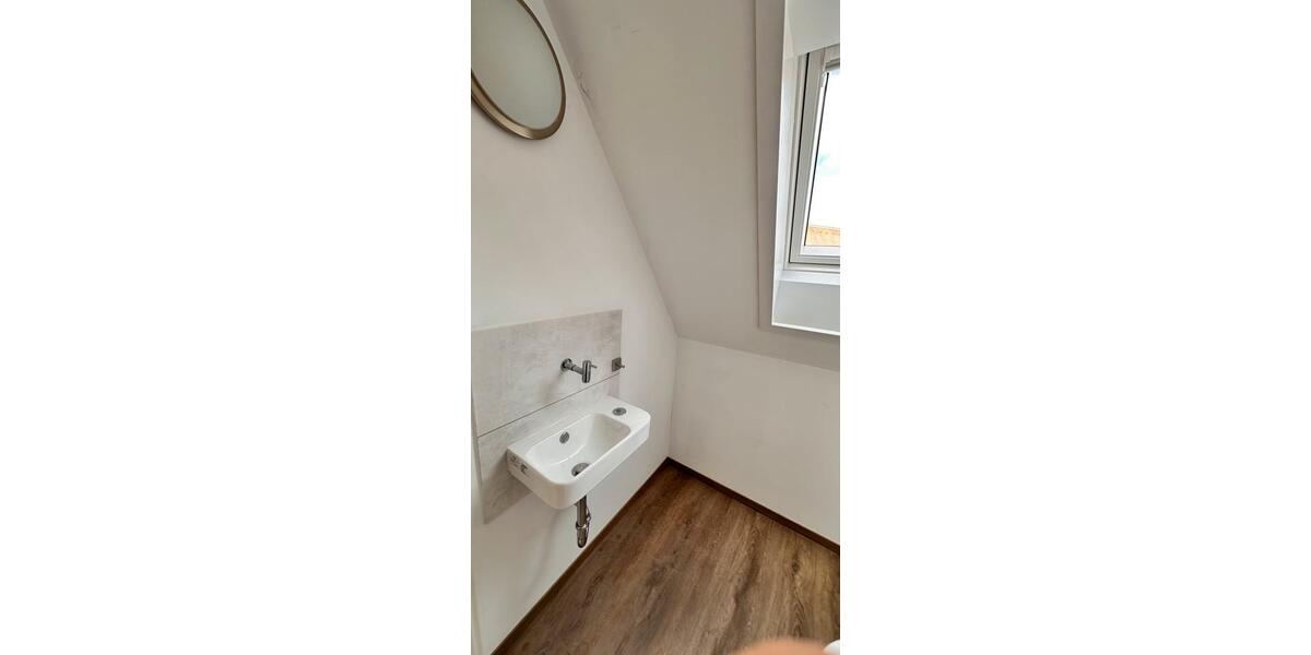 Dachgeschoßwohnung Welzheim - 4 Zimmer, 100 m&sup2;, 700&euro; | Angebot:26454696