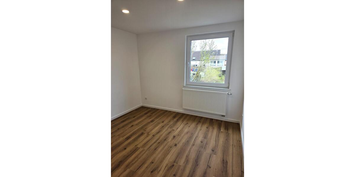 Erdgeschoßwohnung Höhr-Grenzhausen Grenzhausen - 5 Zimmer, 120 m&sup2;, 1.150&euro; | Angebot:25925118