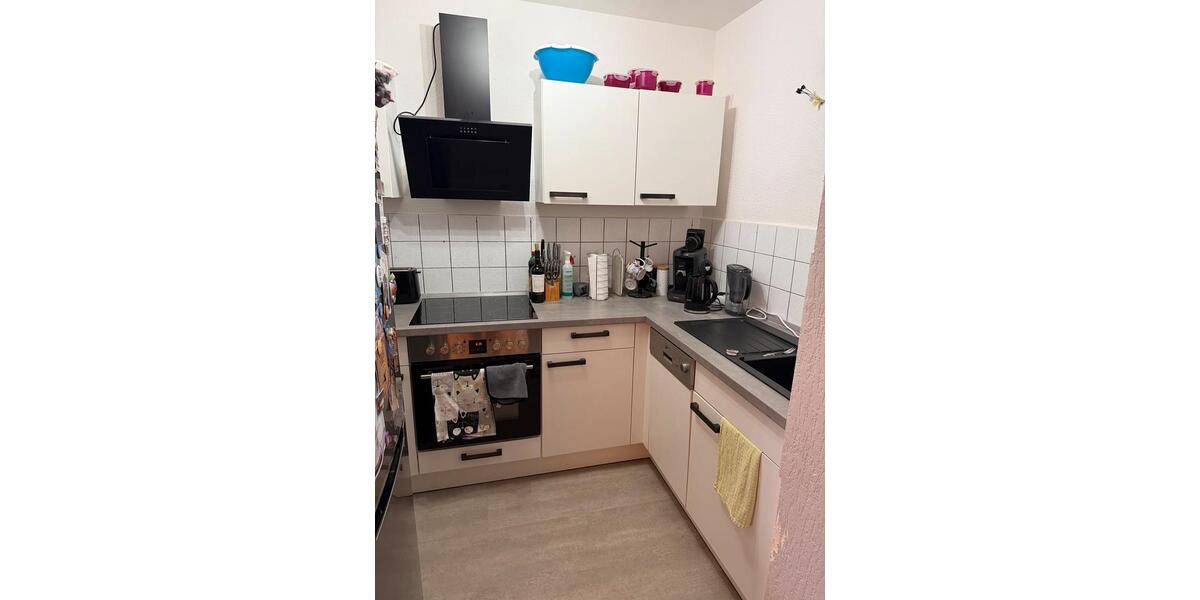 Etagenwohnung Pulheim - 2 Zimmer, 77 m&sup2;, 900&euro; | Angebot:24772484