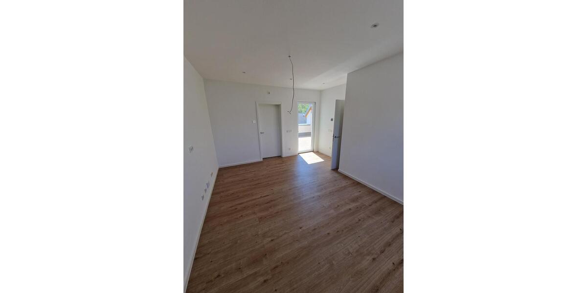 Reihenhaus Leipzig Nordost - 6 Zimmer, 190 m&sup2;, 2.625&euro; | Angebot:26001263