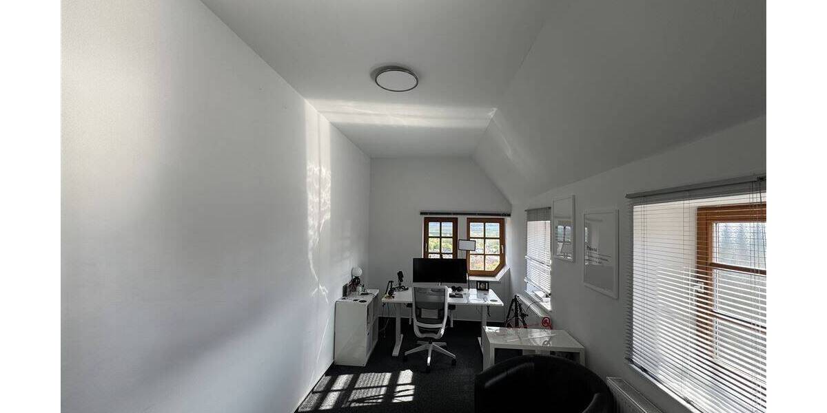 Gewerbeobjekt Fritzlar - 7 Zimmer, 150 m&sup2;, 1.400&euro; | Angebot:25678492