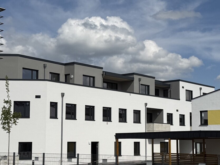 *EXKLUSIVE 2 ZIMMER-WOHNUNG mit EBK *AUFZUG  *TIEFGARAGE * BARRIEREFREI *ERSTBEZUG 2 zimmer