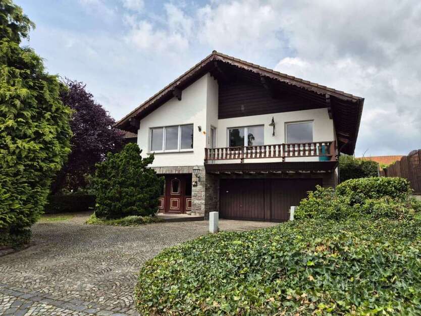 Haus zum Mieten in Selfkant 1.650 € 240 m²