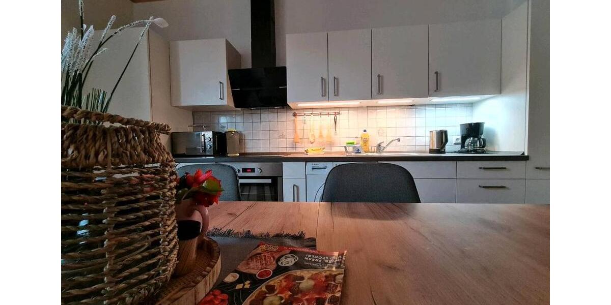 Wohnen auf Zeit Broderstorf - 3 Zimmer, 15 m&sup2;, 25&euro; | Angebot:24447568