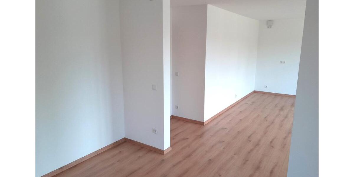 Erdgeschoßwohnung Titting - 3 Zimmer, 103 m&sup2;, 1.050&euro; | Angebot:26023194