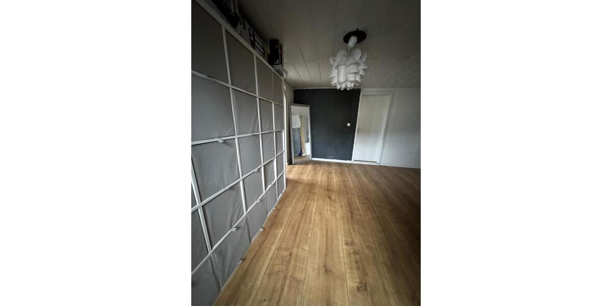 Erdgeschoßwohnung Merchweiler - 3 Zimmer, 105 m&sup2;, 70&euro; | Angebot:23765780