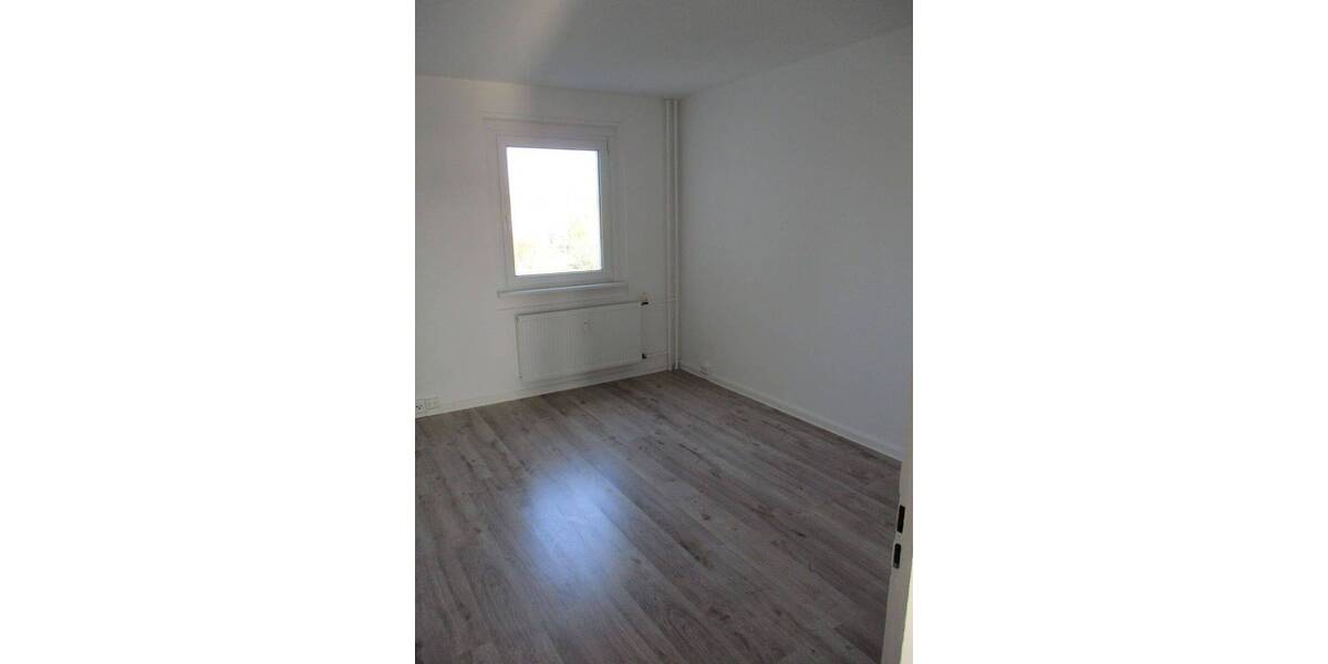 Etagenwohnung Brandenburg an der Havel Hohenstücken - 3 Zimmer, 69 m&sup2;, 480&euro; | Angebot:25970190