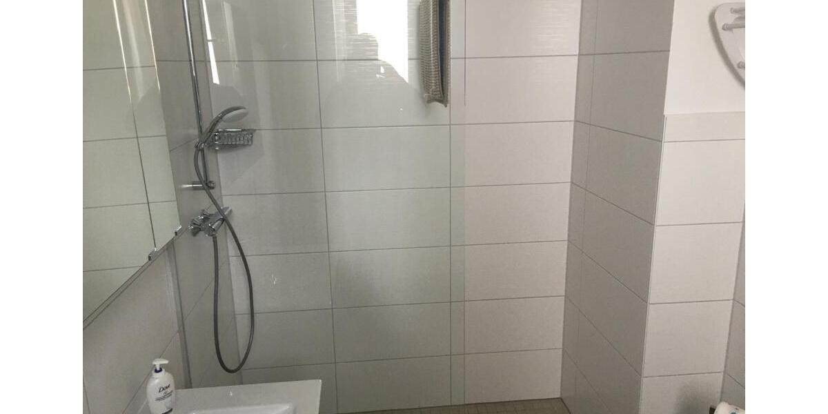 möbliertes WG-Zimmer auf Zeit 1 zimmer