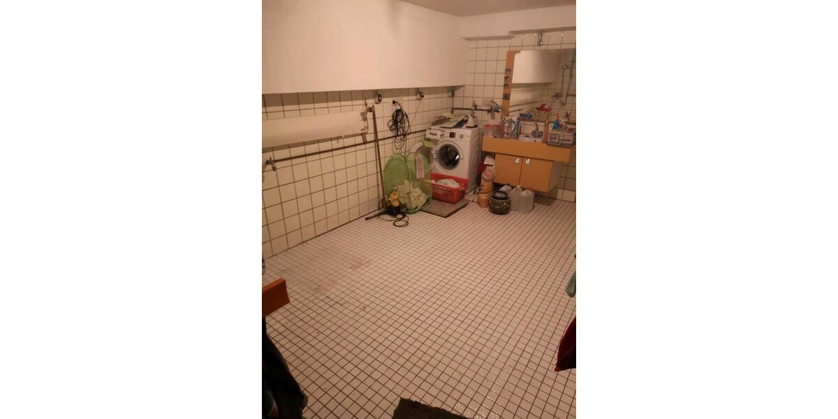 Etagenwohnung Düsseldorf Stadtbezirk 5 - 2.5 Zimmer, 74 m&sup2;, 890&euro; | Angebot:26681764