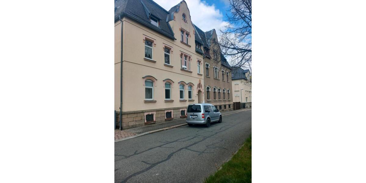 Dachgeschoßwohnung Ellefeld - 3 Zimmer, 72 m&sup2;, 324&euro; | Angebot:26236761