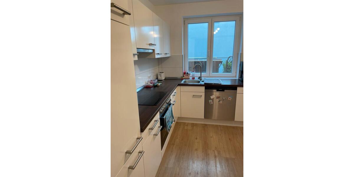 Etagenwohnung Reinfeld (Holstein) - 3 Zimmer, 85 m&sup2;, 1.300&euro; | Angebot:26446653