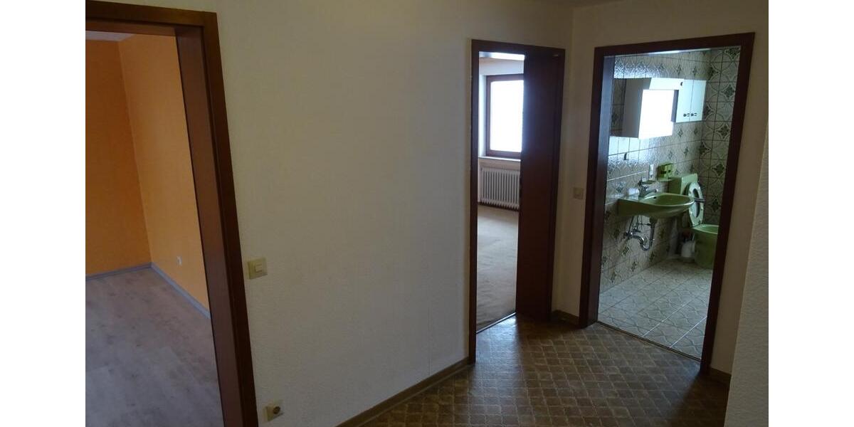 Etagenwohnung Rosenfeld - 3.5 Zimmer, 98 m&sup2;, 750&euro; | Angebot:23830718