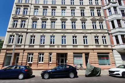 Wohnung zum Mieten in Magdeburg 282,20 € 34 m² 2 zimmer