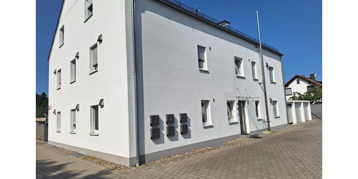 Dachgeschoßwohnung Reichertshofen - 3 Zimmer, 68 m&sup2;, 925&euro; | Angebot:26232124