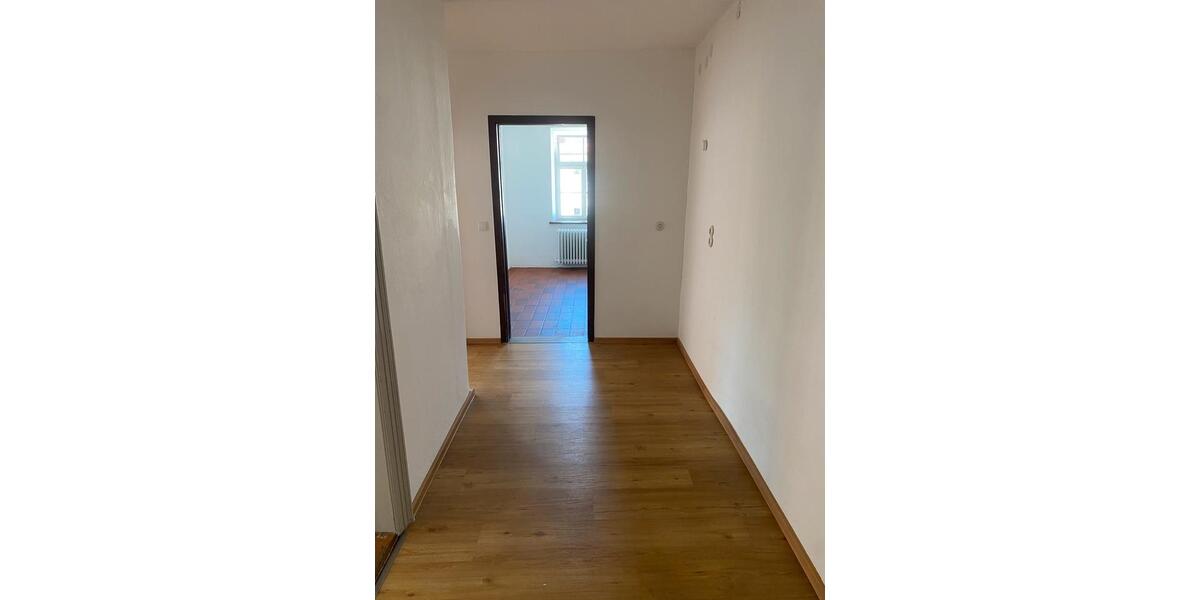 Etagenwohnung Velden - 3 Zimmer, 107 m&sup2;, 1.090&euro; | Angebot:26606047