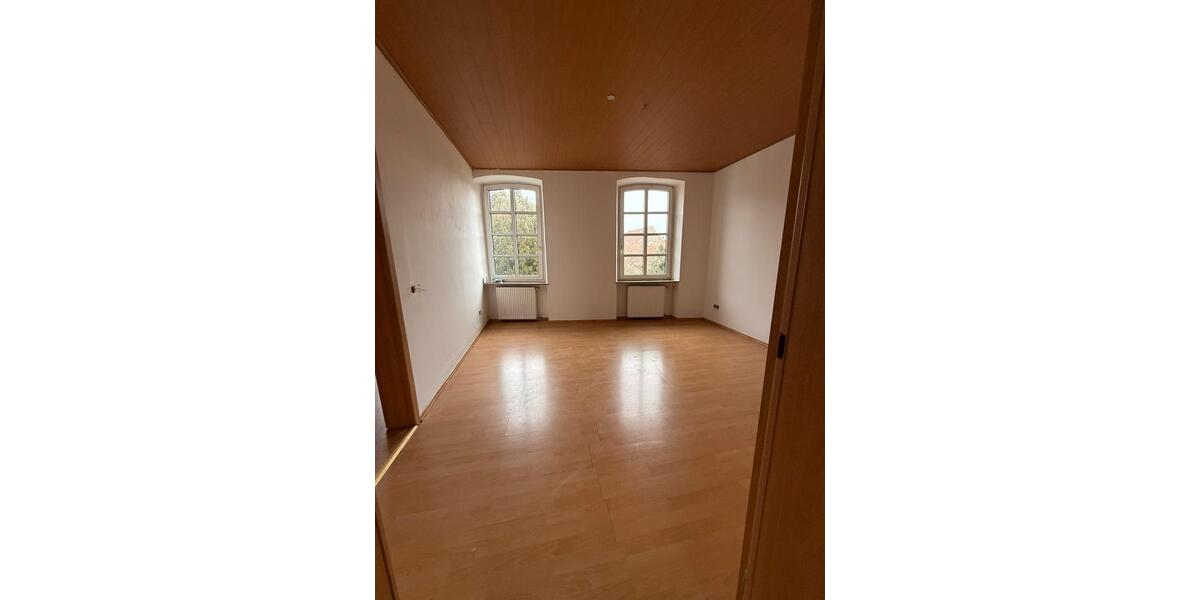 Etagenwohnung Maikammer - 3 Zimmer, 70 m&sup2;, 1.150&euro; | Angebot:26348897