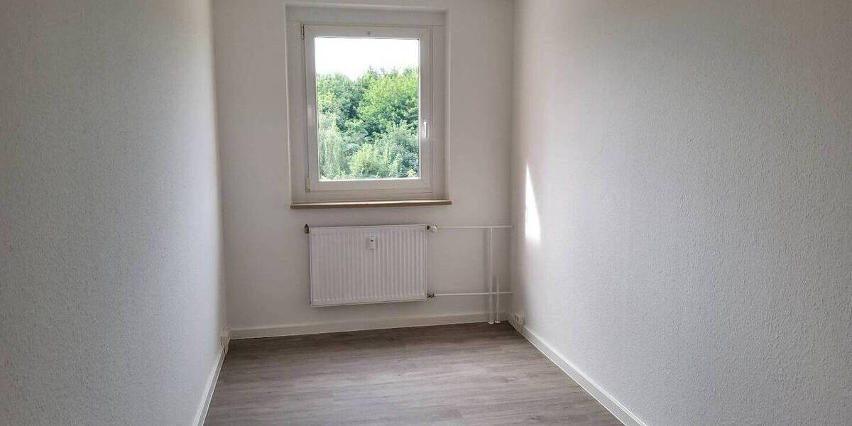 Etagenwohnung Samtens - 4 Zimmer, 71 m&sup2;, 430&euro; | Angebot:26066305