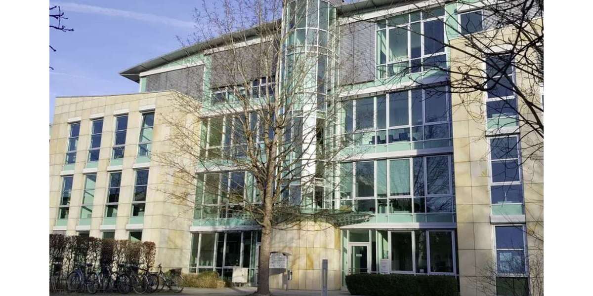 Büro in Unterhaching 5.250 € 377 m² zimmer