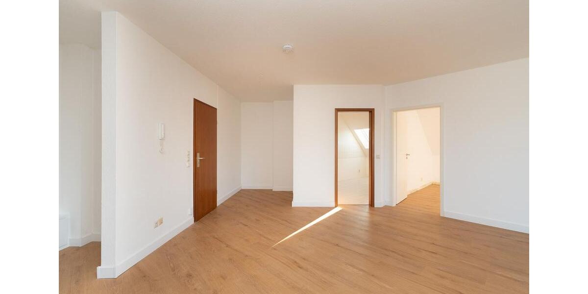 Dachgeschoßwohnung Pulsnitz - 4 Zimmer, 93 m&sup2;, 850&euro; | Angebot:23571123