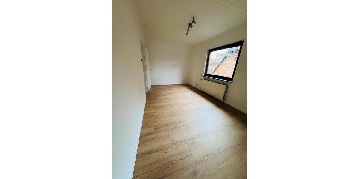 Einfamilienhaus Grönwohld - 5 Zimmer, 135 m&sup2;, 1.800&euro; | Angebot:26629204