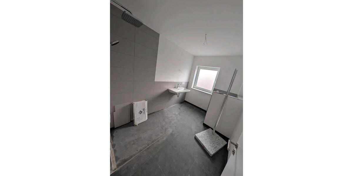 Etagenwohnung Winsen (Aller) - 3 Zimmer, 86 m&sup2;, 1.100&euro; | Angebot:25790293