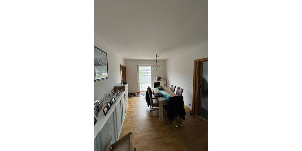 Etagenwohnung Saarbrücken Scheidt - 3 Zimmer, 90 m&sup2;, 720&euro; | Angebot:26451023