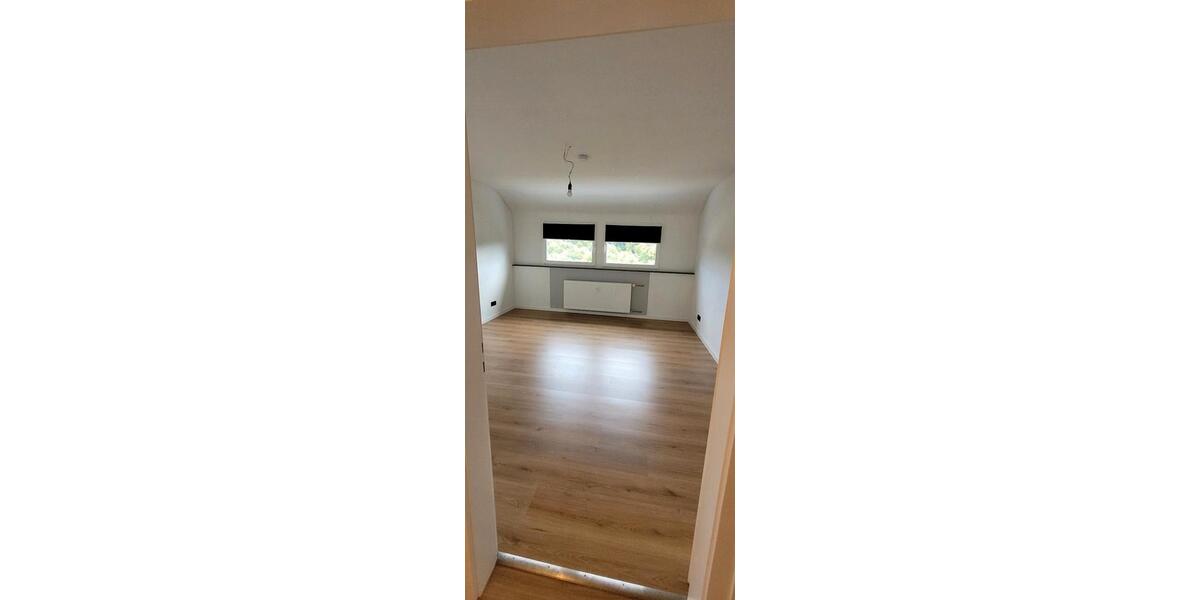 Dachgeschoßwohnung Ottweiler - 2 Zimmer, 56 m&sup2;, 550&euro; | Angebot:25052027