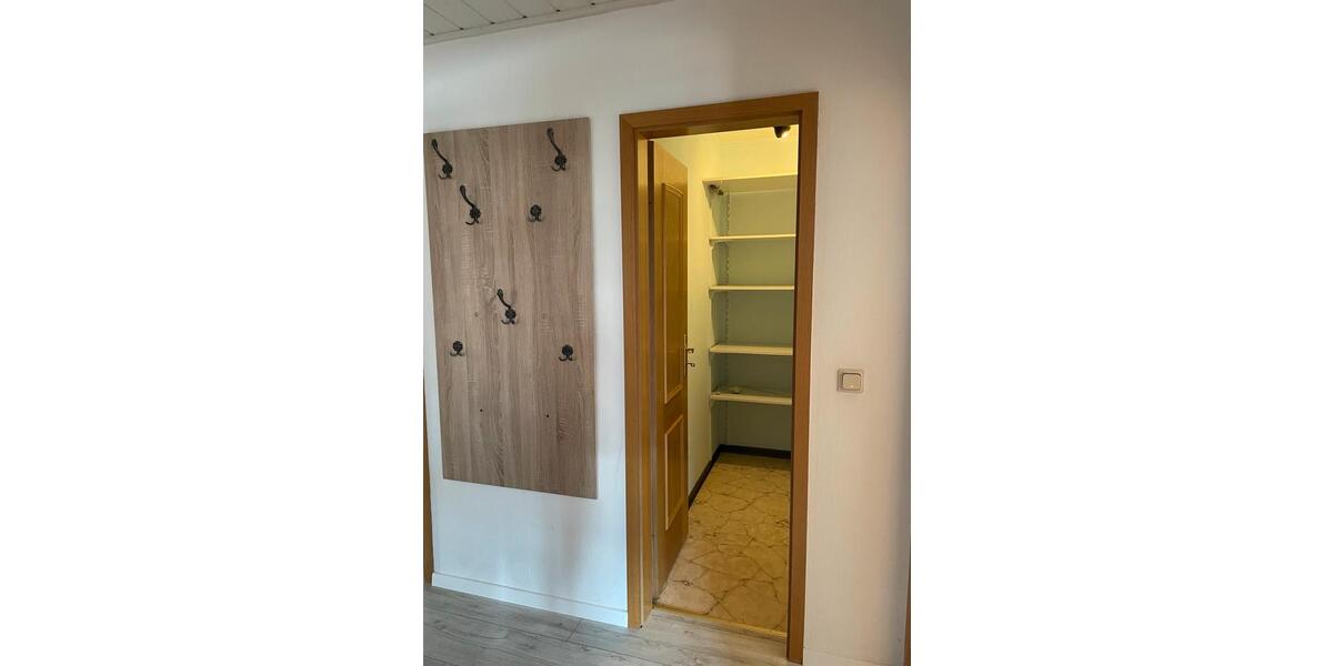 Etagenwohnung Rotenburg an der Fulda - 3 Zimmer, 80 m&sup2;, 770&euro; | Angebot:25745443