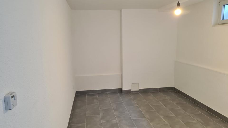 Erdgeschoßwohnung Trossingen - 4.5 Zimmer, 100 m&sup2;, 1.090&euro; | Angebot:24641629