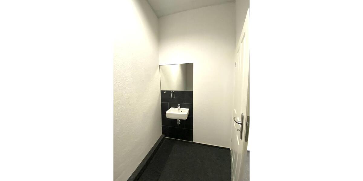 Gewerbeobjekt Brake (Unterweser) - 1.050&euro; | Angebot:23832132