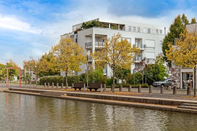 Trier-Petrisberg unmittelbar am Wasserband - Helle gut aufgeteilte Wohnung in Top Lage 3 zimmer