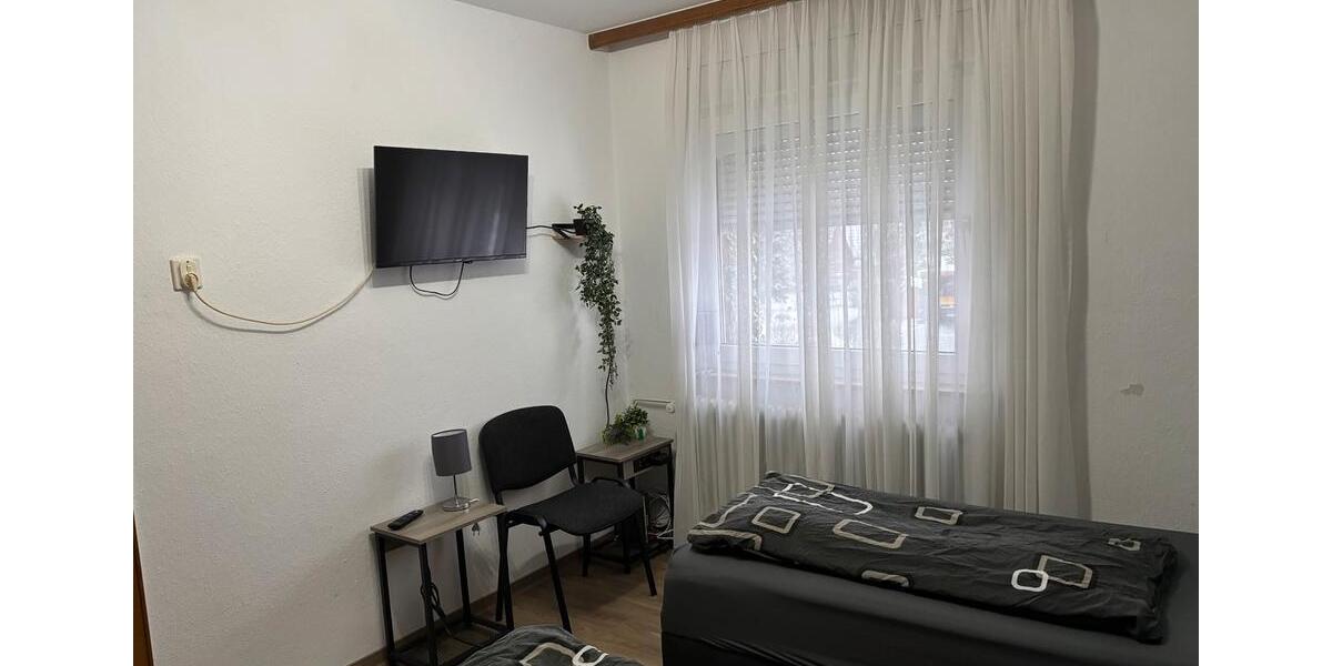 Erdgeschoßwohnung Meppen - 7 Zimmer, 120 m&sup2;, 25&euro; | Angebot:25719854